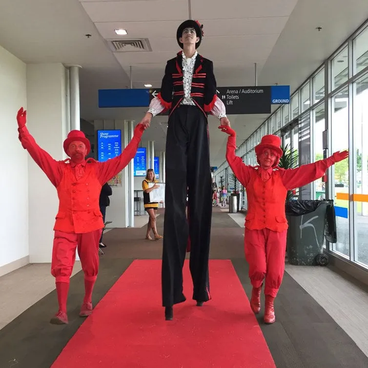 Free Lunch - Stilt Walkers - Hamilton